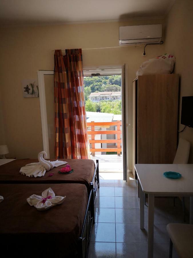 Apartment Alexis Armeno Marathiás Exterior foto